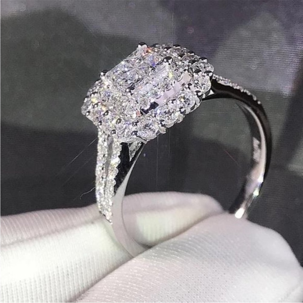 New Luxury 925 sterling silver  Diamond Ring - Picture 3 of 8